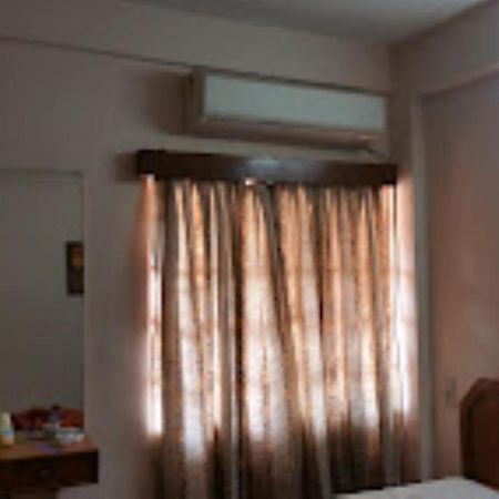 Hotel Blue Wheel,Bhubaneswar Exteriör bild